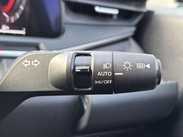 オーラ １．２　Ｇ　メモリーナビ　全周囲モニター　フルセグテレビ　ハイビームアシスト　ＥＴＣ車載器　アルミ　ＬＤＷ　ＬＥＤライト　バックモニター　エアバッグ　サイドエアバッグ　アイドリングストップ　記録簿　メモリーナビ（13枚目）