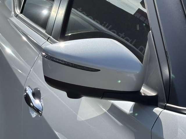 キックス １．２　Ｘ　（ｅ－ＰＯＷＥＲ）　メモリーナビ　全周囲モニター　ＡＢＳ　エアコン　パワーウィンドウ　衝突被害軽減ブレーキ　フルセグＴＶ　ＬＥＤヘッドランプ　禁煙車　レーダークルーズコントロール　スマートキー　アイドリングストップ（17枚目）