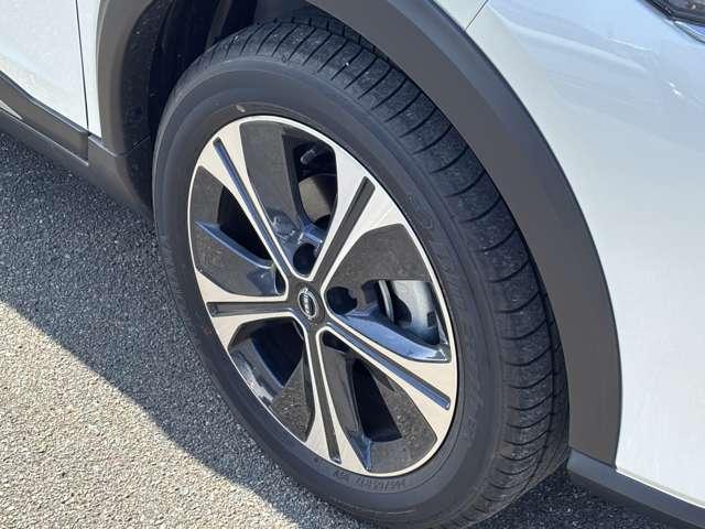 キックス １．２　Ｘ　（ｅ－ＰＯＷＥＲ）　メモリーナビ　全周囲モニター　ＡＢＳ　エアコン　パワーウィンドウ　衝突被害軽減ブレーキ　フルセグＴＶ　ＬＥＤヘッドランプ　禁煙車　レーダークルーズコントロール　スマートキー　アイドリングストップ（18枚目）