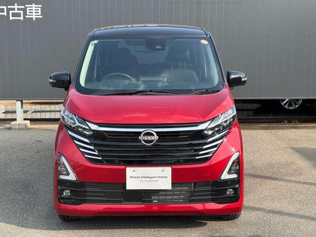 �t�����g�K���X�̏㕔�ɂ͏Փˌy���u���[�L�̑��u���t���Ă���A�����S�ɉ^�]���y����ł����������Ƃ��ł��܂��B