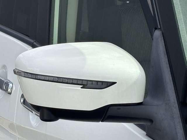 �E�B���J�[�h�A�~���[�����C�g�̓_�łőΌ��ԁA���s�҂ȂǂɋȂ��邱�Ƃ�m�点�邱�Ƃ��ł���̂ň��S�E���S�ɂȂ���܂��ˁ�