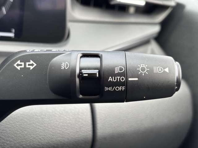 �E�B���J�[�h�A�~���[�����C�g�̓_�łőΌ��ԁA���s�҂ȂǂɋȂ��邱�Ƃ�m�点�邱�Ƃ��ł���̂ň��S�E���S�ɂȂ���܂��ˁ�