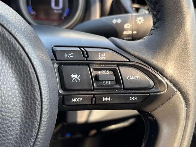 ヤリスクロス １．５　Ｇ　メモリーナビ　バックモニター　バックモニタ－　ブレーキサポート　盗難防止　点検記録簿　スマートキ－　レーンキープ　ナビ　クルーズＣ　エアコン　キーレスエントリー　パワーステアリング　メモリナビ　アルミ（8枚目）