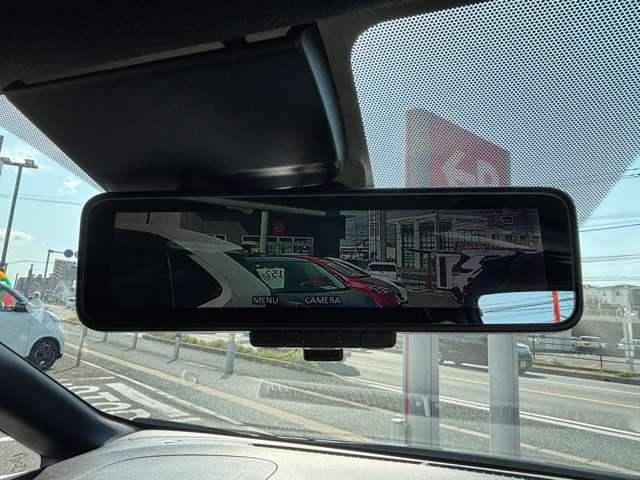 ノート １．２　ｅ－ＰＯＷＥＲ　ＮＩＳＭＯ　メモリーナビ　アラウンドビューモニター　前後ブレーキサポート　スマキー　ワンオーナ　ＬＤＡ　エアコン　ハイビームアシスト　メモリーナビ付き　Ｂカメラ　記録簿　ＬＥＤヘッドランプ　Ｗエアバッグ　アルミ（10枚目）