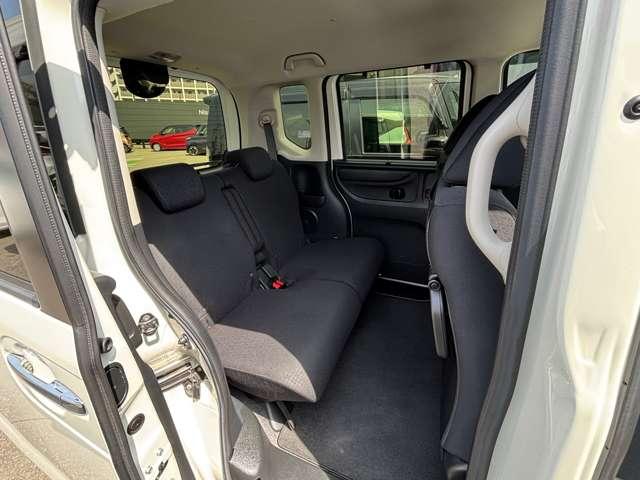 Ｎ－ＢＯＸカスタム ６６０　カスタムＧ　ＳＳパッケージ　ブラックスタイル　メモリーナビ　バックカメラ　セキュリティ　ワンオ－ナ－　両側自動スライドドア　ＥＣＯＮモード　ＳＲＳ　ＷエアＢ　リアカメラ　スマ－トキ－　マニュアルエアコン　アルミ　ＡＢＳ　ＥＴＣ　パワーステアリング（15枚目）