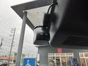 万が一の事故の時に証拠として使えるドライブレコーダーが最近話題になっていますね!オプションで4万円ほどかかるドライブレコーダーが取り付けられていてとってもラッキー♪