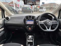 ������������­����������ä��ꤷ�Ƥ��ƥ��ȥ쥹�򴶤��ޤ��󡣥����ȤΥ��å�������餫�����󥰥ɥ饤�֤���ϫ��ڸ����Ƥ���ޤ��� 3