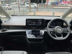 �ե���ȥ��饹�ξ����ˤϾ��ͷڸ��֥졼�������֤��դ��Ƥ��ꡢ�������˱�ž��ڤ���Ǥ����������Ȥ��Ǥ��ޤ��� 3