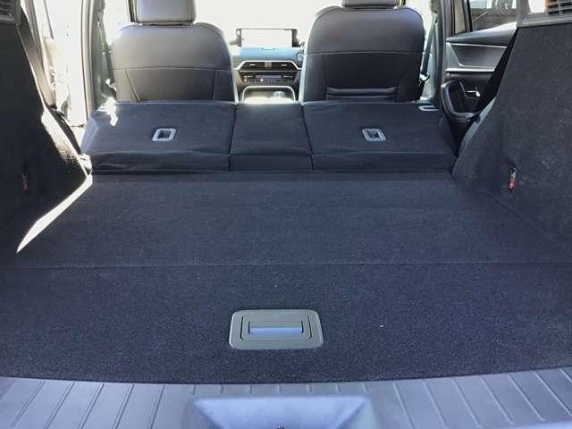 CX-60 3.3 XD Lパッケージ ディーゼルターボ 4WD ナビ ETC 前後ドラレコ 全方位モニター パワーリアゲート Bカメラ AW 4WD オートハイビーム スマートキー シートヒーター アイドリングストップ ターボ オートエアコン 電動パワーシート(8枚目)