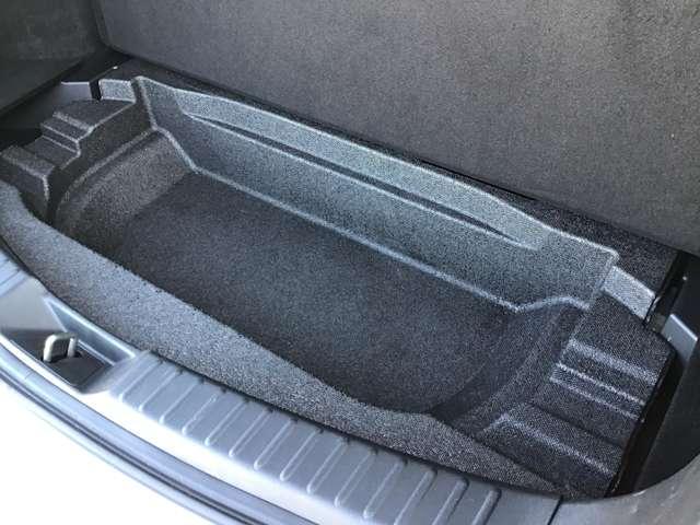 CX-5 2.2 XD ブラックトーンエディション ディーゼルターボ ナビ ETC 前後ドラレコ 全方位モニター アドバンスドキー Bluetooth クリアランスソナー 運転席パワーシート 前席シートヒーター ターボ DSC バックカメラ 盗難防止装置 キーフリー(9枚目)