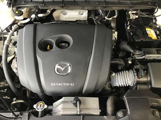 CX-5 2.5 25S スポーツ アピアランス ナビ ETC 前後ドラレコ 全方位モニター 追従走行 DSC Pシート BTオーディオ オートエアコン Pセンサー アドバンスドキー アルミホイール シートヒーター バックカメラ キーレスエントリー(6枚目)