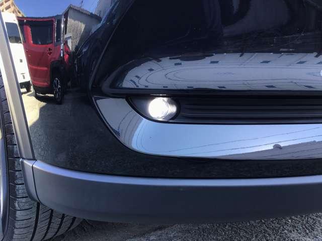 ＣＸ－８ ２．２　ＸＤ　Ｌパッケージ　ディーゼルターボ　ＢＯＳＥサウンドシステム　ＥＴＣ　前後ドラレコ　オートリアゲート　Ｂｌｕｅｔｏｏｔｈ接続　クリアランスソナー　パワーシート　バックカメラ付き　オートハイビーム　ヒーター　ターボ　スマートキー　ＰＳ（4枚目）