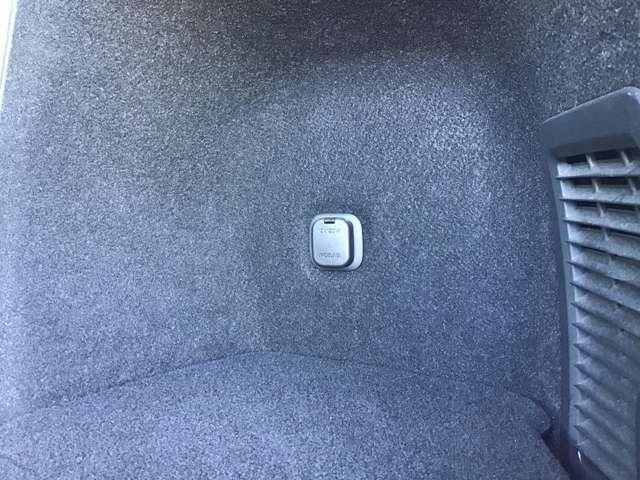 ＣＸ－８ ２．２　ＸＤ　Ｌパッケージ　ディーゼルターボ　ＢＯＳＥサウンドシステム　ＥＴＣ　前後ドラレコ　オートリアゲート　Ｂｌｕｅｔｏｏｔｈ接続　クリアランスソナー　パワーシート　バックカメラ付き　オートハイビーム　ヒーター　ターボ　スマートキー　ＰＳ（9枚目）