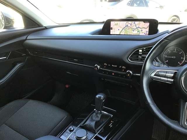 �V���v�����@�\�I�ň����₷���C���p�l����ł��B