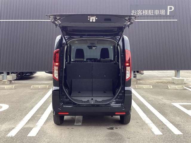 フレアワゴン ６６０　ＸＳ　サービスカーアップ　ナビ　デュアルセンサーブレーキサポート　両側自動ドア　コーナーセンサー　オートハイビーム　スマートキー　アイドリングストップ　オートエアコン　ＥＳＣ　シートヒーター　オットマン（19枚目）