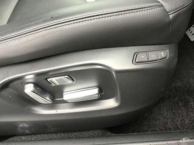 ＣＸ－８ ２．２　ＸＤ　スポーツ　アピアランス　ディーゼルターボ　ナビ　全方位モニタ　ＣａｒＰｌａｙ対応　キーレス　ＬＥＤ　オートマチックハイビーム　ＥＴＣ　シートヒーター　アルミホイール　３列シート　バックカメラ　エアコン　スマートキー　横滑り防止装置　ナビＴＶ（16枚目）