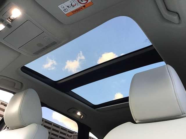 CX-60 3.3 XD エクスクルーシブ モード ディーゼルターボ 大型サンルーフ CarPlay対応 BOSE 衝突軽減 LED TV フルセグTV パワーシート USB ETC スマートキー クリアランスソナー 盗難防止装置 アルミホイール シートヒーター ターボ(13枚目)