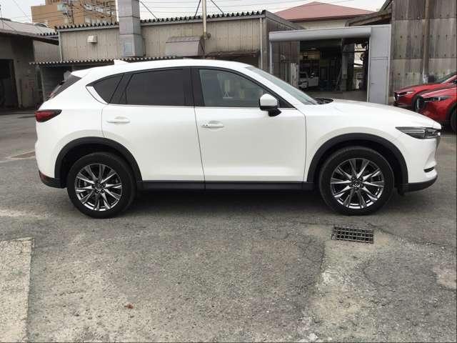 CX-5 2.2 XD エクスクルーシブ モード ディーゼルターボ サンルーフ ナビ CD/DVD CarPlay対応 盗難防止装置 サンルーフ Bluetooth対応 キーレス クリアランスソナー USB サイドカメラ オートLED ETC ヒーター パワーシート(8枚目)