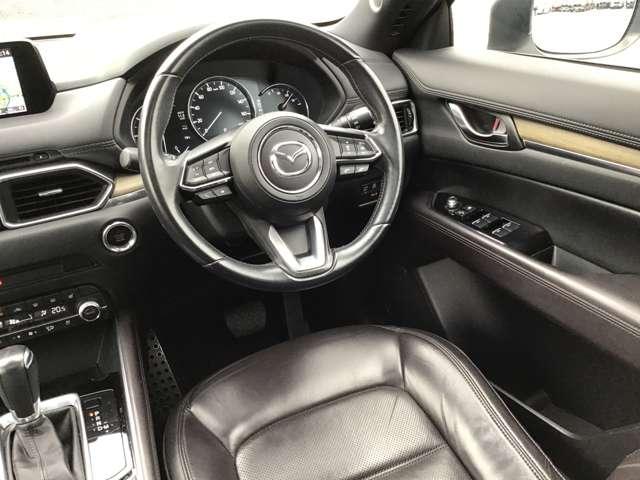 CX-5 2.2 XD エクスクルーシブ モード ディーゼルターボ サンルーフ ナビ CD/DVD CarPlay対応 盗難防止装置 サンルーフ Bluetooth対応 キーレス クリアランスソナー USB サイドカメラ オートLED ETC ヒーター パワーシート(20枚目)