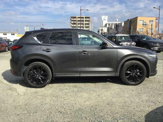 ＣＸ－５ ２．２　ＸＤ　ブラックトーンエディション　ディーゼルターボ　ナビ　ＣａｒＰｌａｙ対応　全方位モニタ　アドバンスドキー　Ｂｌｕｅｔｏｏｔｈ　クリアランスソナー　ＥＴＣ　運転席パワーシート　前席シートヒーター　ターボ　ＤＳＣ　ナビＴＶ　バックカメラ　盗難防止装置（8枚目）