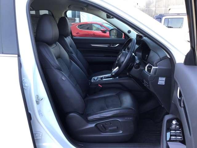 ＣＸ－５ ２．２　ＸＤ　ブラックトーンエディション　ディーゼルターボ　ナビ／ＣａｒＰｌａｙ／全方位モニタ／衝突軽減ブレー　ＵＳＢポート　追従式クルコン　バックモニター　Ｐシート　ターボ車　Ｂｌｕｅｔｏｏｔｈ　キーレス　ＥＴＣ装備　スマートキー　コーナーセンサー　ナビＴＶ（14枚目）