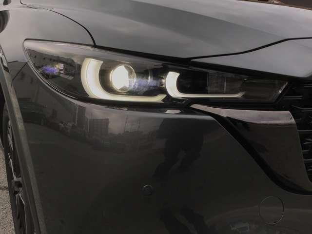 ＣＸ－５ ２．０　２０Ｓ　ブラックトーンエディション　ナビ／ＣａｒＰｌａｙ／全方位モニタ／衝突軽減ブレー　誤発進抑制　ＥＴＣ付き　イモビライザー　前後障害物センサー　ＡＡＣ　Ｓヒーター　メモリーナビ　ｂｌｕｅｔｏｏｔｈ　地デジ　アイドリングストップ（10枚目）