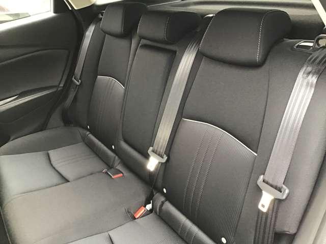ＣＸ－３ １．５　１５Ｓ　ツーリング　ドライブレコーダー　３６０°ビューモニター　パーキングセンサー　ワンオーナー車　ＬＥＤランプ　Ｂｌｕｅｔｏｏｔｈオーディオ　ＵＳＢ　ＨＢＣ　ＥＴＣ付き　Ｒカメラ　オートエアコン　ＤＶＤ再生　地デジ（13枚目）