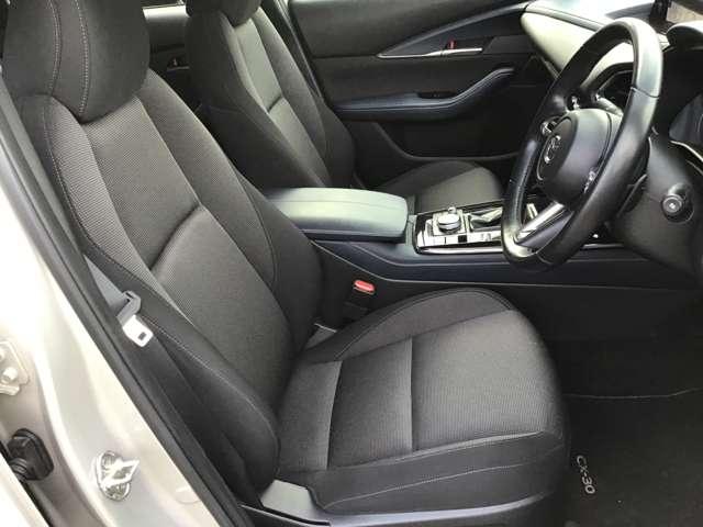 ＣＸ－３０ ２．０　２０Ｓ　プロアクティブ　ツーリングセレクション　ナビ　ＣａｒＰｌａｙ対応　全方位モニタ　衝突軽　レーダークルーズＣ　ナビＴＶ　ＤＶＤプレーヤー　フルセグＴＶ　アドバンスドキー　Ｐシート　ＬＥＤヘッドライト　Ｓヒーター　キーレス　横滑り防止機能　ＡＷ（17枚目）