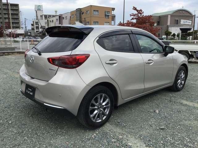 MAZDA2 1.5 15S サンリット シトラス ナビ CD/DVD CarPlay対応 全方位モニタ USB 衝突被害軽減ブレーキ Bluetooth シートヒーター スマートキー アイドリングストップ クリアランスソナー ABS リヤカメラ(9枚目)
