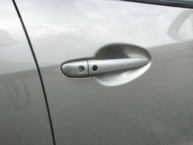 MAZDA2 1.5 15S サンリット シトラス ナビ CD/DVD CarPlay対応 全方位モニタ USB 衝突被害軽減ブレーキ Bluetooth シートヒーター スマートキー アイドリングストップ クリアランスソナー ABS リヤカメラ(13枚目)