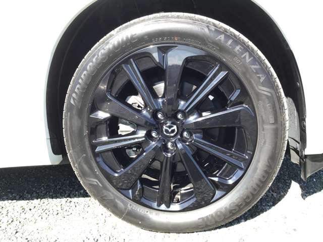 CX-60 3.3 XDハイブリッド プレミアム スポーツ ディーゼルタ サンルーフ ナビ CarPlay対応 ダブルサンルーフ シートヒー パワーゲート レーダークルコン LEDヘッドライト パワーシート スマートキー オートハイビーム フルオートエアコン 4WD ABS(13枚目)