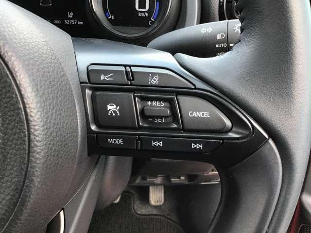 ヤリス １．５　Ｚ　ナビ　バックモニタ　衝突軽減ブレーキ　サイドＳＲＳ　ＡＡＣ　追従クルコン　スマキー　横滑防止装置　地デジ　キーフリー　ＬＥＤランプ　パワーウインドウ　助手席エアバック　シートヒーター　エアバッグ（19枚目）