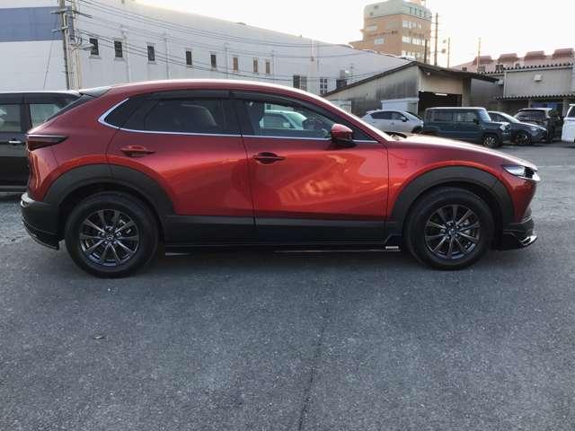 ＣＸ－３０ ２．０　２０Ｓ　ＡｏｔｏＥｘｅエアロ　ＣａｒＰｌａｙ　バックモニタ　ソナー　フルセグテレビ　アダプティブクルーズ　ＬＥＤライト　Ｂｌｕｅｔｏｏｔｈ接続　オートハイビーム　バックカメラ　アイドリングストップ　ＵＳＢ（9枚目）