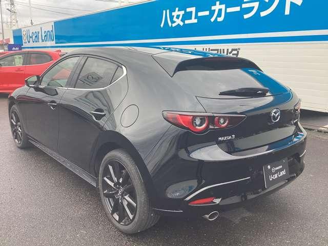 ＭＡＺＤＡ３ファストバック １．５　１５Ｓ　レトロスポーツエディション　試乗車アップ　ナビ　ＣａｒＰｌａｙ　アイドリングストップ　メモリーナビ　アルミホイール　運転席パワーシート　ＥＴＣ　ＬＥＤヘッドライト　フルセグ　Ｂｌｕｅｔｏｏｔｈ接続　スマートシティブレーキサポート（9枚目）
