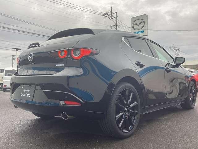 ＭＡＺＤＡ３ファストバック １．５　１５Ｓ　レトロスポーツエディション　試乗車アップ　ナビ　ＣａｒＰｌａｙ　アイドリングストップ　メモリーナビ　アルミホイール　運転席パワーシート　ＥＴＣ　ＬＥＤヘッドライト　フルセグ　Ｂｌｕｅｔｏｏｔｈ接続　スマートシティブレーキサポート（11枚目）