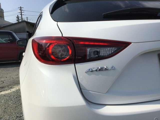 アクセラスポーツ １．５　１５Ｓ　プロアクティブ　ナビ／ＣＤ／ＤＶＤ／ＵＳＢ／バックモニタ／衝突軽減　ＳＲＳ　ＤＳＣ　Ａストップ　イモビライザー　メモリーナビ　地デジ　アドバンストキー　アルミ　ナビＴＶ　ＢＴ接続　ＡＢＳ　ＬＥＤ　オートエアコン（10枚目）