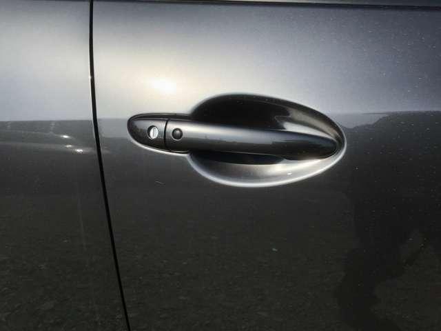 ＭＡＺＤＡ２ １．５　１５スポルト　ナビ／ＣＤ／ＤＶＤ／ＵＳＢ／ＣａｒＰｌａｙ／全方位モニタ　前後障害物センサー　フルセグ　ＥＴＣ車載器　ＵＳＢ　ＤＶＤ　アイドリングストップ　ＬＥＤヘッドライト　フルオートエアコン　アルミホイール（12枚目）