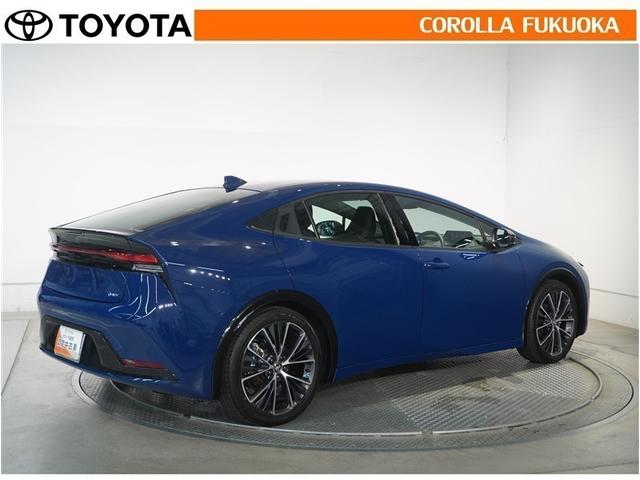 プリウス Ｚ　衝突被害軽減システム　メモリーナビ　フルセグ　ＥＴＣ　バックカメラ　ドラレコ　キーレス　スマートキー　盗難防止装置（8枚目）