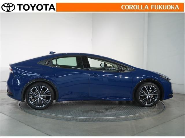 プリウス Ｚ　衝突被害軽減システム　メモリーナビ　フルセグ　ＥＴＣ　バックカメラ　ドラレコ　キーレス　スマートキー　盗難防止装置（9枚目）