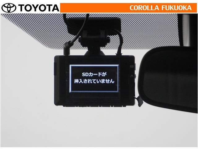 カローラスポーツ ハイブリッドＧ　スタイルパッケージ　衝突被害軽減システム　メモリーナビ　フルセグ　ＥＴＣ　バックカメラ　ドラレコ　ＣＤ　ＤＶＤ再生　キーレス　スマートキー　盗難防止装置（17枚目）