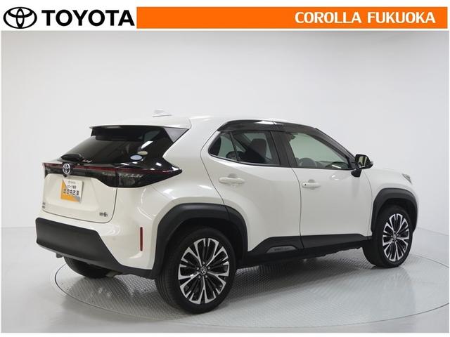 ヤリスクロス ハイブリッドZ 衝突被害軽減システム メモリーナビ フルセグ ETC バックカメラ ドラレコ キーレス スマートキー 盗難防止装置(8枚目)