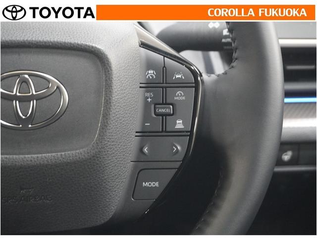 �������H�Ȃǂ����̑��x�ő��s�������ꍇ�ɁA�X�C�b�`�𑀍삷�邱�ƂŃA�N�Z���y�_���𓥂܂��ɒ葬���s�ł��܂��B