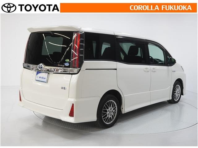 ノア ハイブリッドＳｉ　衝突被害軽減システム　両側電動スライド　メモリーナビ　フルセグ　ＥＴＣ　バックカメラ　ＣＤ　ＤＶＤ再生　キーレス　スマートキー　盗難防止装置（7枚目）