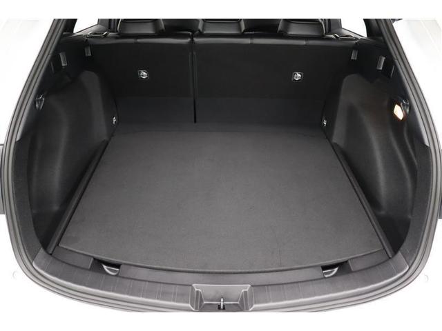 カローラツーリング ハイブリッド　ダブルバイビー　１年保証　当社試乗車　シートヒーター　フルセグ　メモリーナビ　ミュージックプレイヤー接続可　バックカメラ　衝突被害軽減システム　ＥＴＣ　ドラレコ　ＬＥＤヘッドランプ　アイドリングストップ（18枚目）