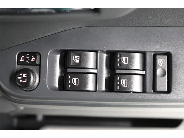 運転席はオート機能付のパワーウィンドウです！