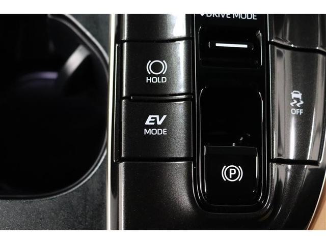 �Ïl���ɗD�ꂽ���K��ԂƐÂ��ȑ���������B����ɂd�u���[�h�ł̓��[�^�[�݂̂ł̑��s�ŃG���W������U�������������Ȃ����肪�y���߂܂��B