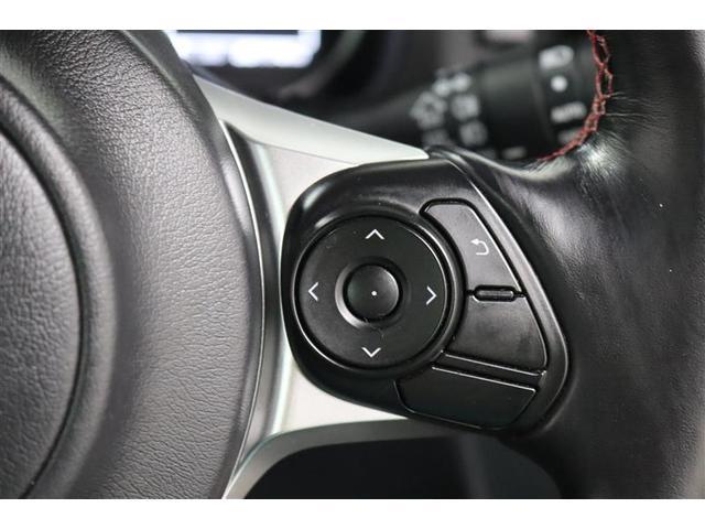 �}���`�C���t�H���[�V�����f�B�X�v���C�̑���X�C�b�`���n���h�����ɂ���܂��I�݂������������Ɋm�F�ł��܂��B