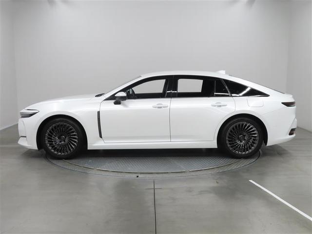 クラウン Ｚ　１年保証　フルセグ　メモリーナビ　ミュージックプレイヤー接続可　バックカメラ　衝突被害軽減システム　ＥＴＣ　ドラレコ　ＬＥＤヘッドランプ　アイドリングストップ（4枚目）