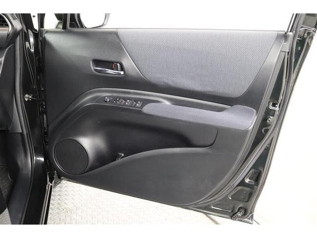 �h�A�|�P�b�g�Ƀ{�g���z���_�[���t���Ă���܂��I