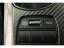 燃費をより向上させるエコドライブモードとパワフルな走行を愉しめるパワーモードを選べるスイッチが付いております！